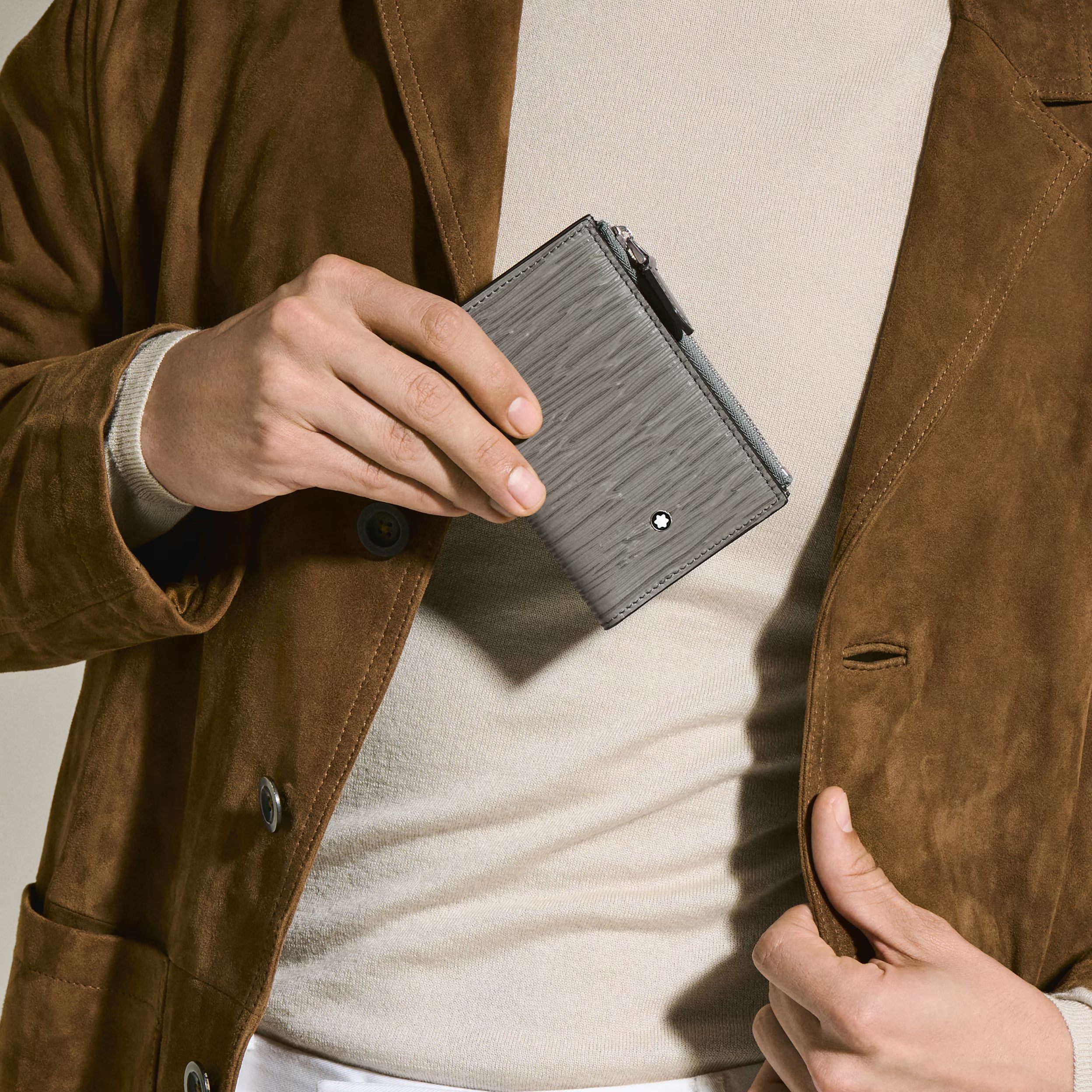 Mini Portefeuille Vertical 6cc en Cuir Corteccia