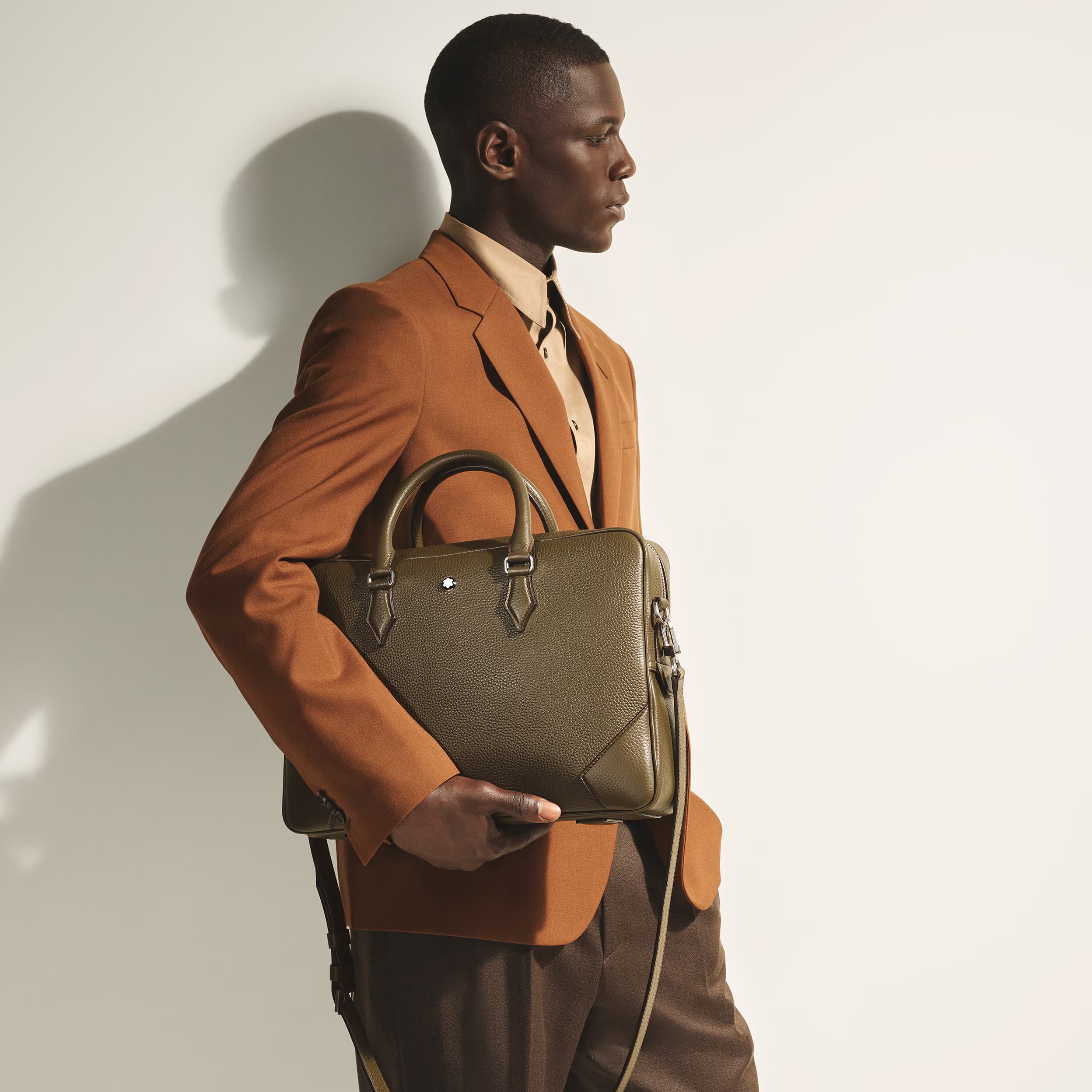 Porte-Documents Moyen Modèle en Cuir Grainé