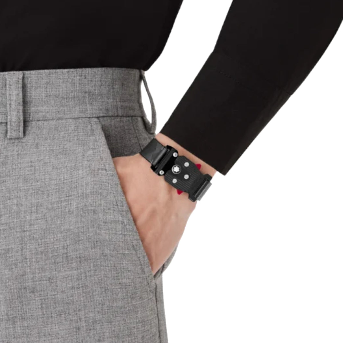 Bracelet hommeMontblancBracelet noir avec boucle en acier collection Montblanc Extreme 3.0