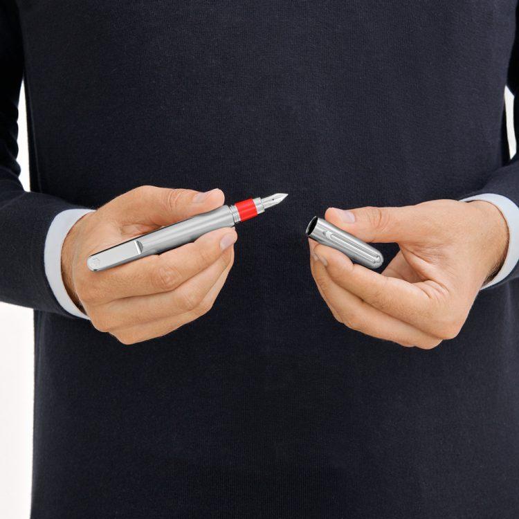 Stylo plumeMontblancStylo plume Montblanc (M) RED Signature